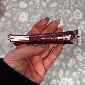 R.E.M beauty x Wicked plumping gloss